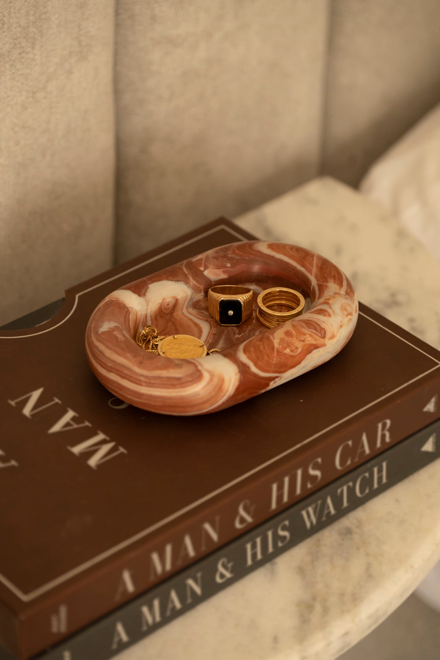 Arabescato Orobico Rosso Marble Tray